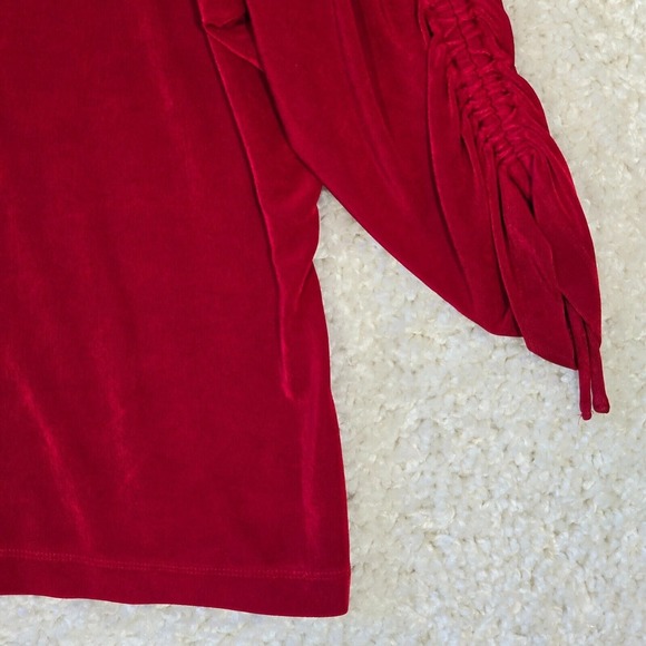 Chicos Travelers Cold Shoulder Top Womens Large Red Slinky Ruched Party Holiday - Picture 2 of 12